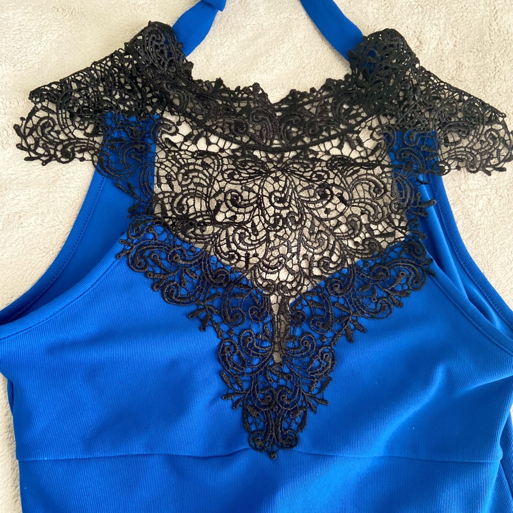 Deb Bodycon Dress - Picture 3 of 5